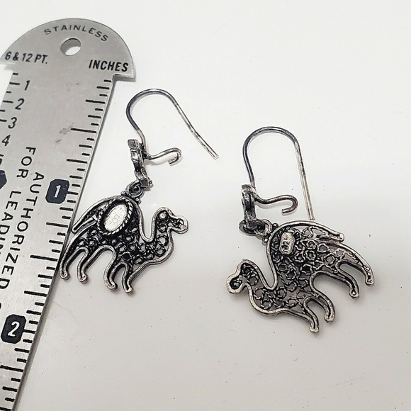925 Silver Retro Animal Carve Camel Drop Dangle Earrings. 🌴 - Picture 4 of 4